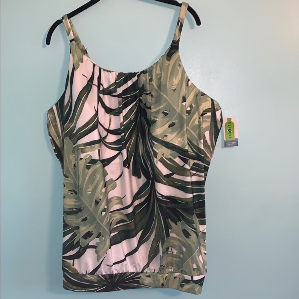 Lane Bryant 26 Tankini Top in Tropical Green Leaf Print